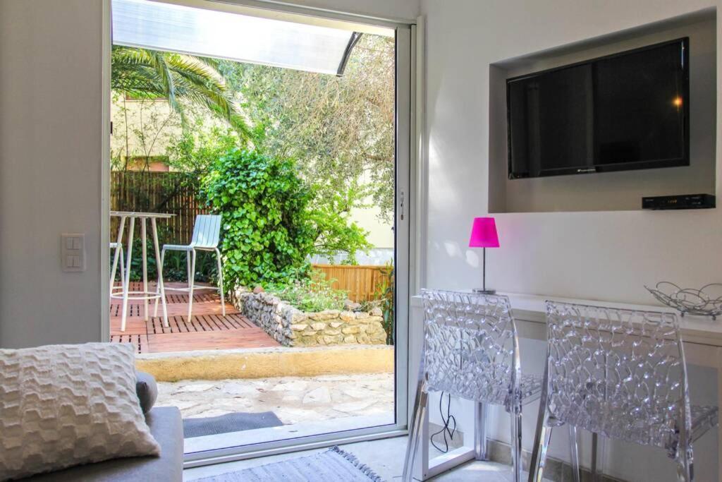 Appartement Lumineux Avec Terrasse Jardin Et Acces Piscine Villefranche-sur-Mer Eksteriør bilde